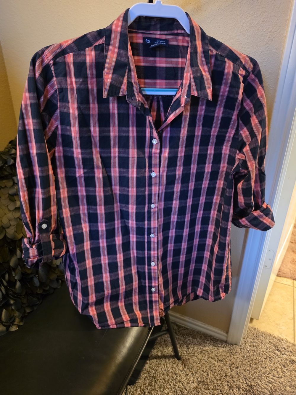 GAP Navy and Pink Plaid Roll-Sleeve Button Shirt Size M WOMEN'S